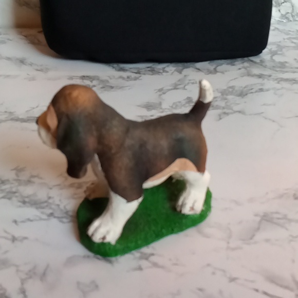 Tender Times Beagle Dog Figurine - Picture 2 of 7